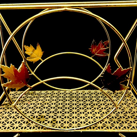 Mid Century Modern gold tone metal magazine/ record holder with maple leaf motif - Picture 2 of 8